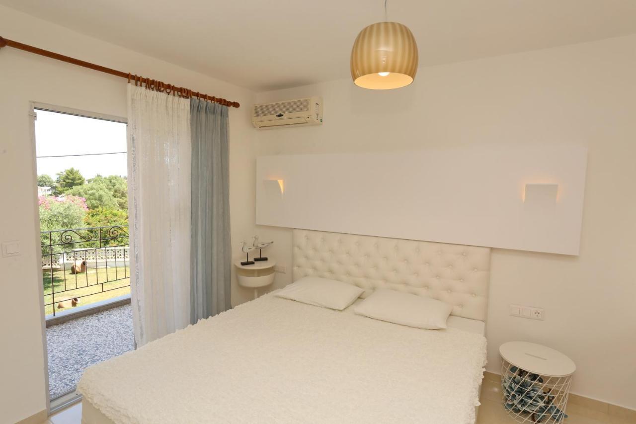 Kastoria Hotel Apartments Chaniotis Exterior foto
